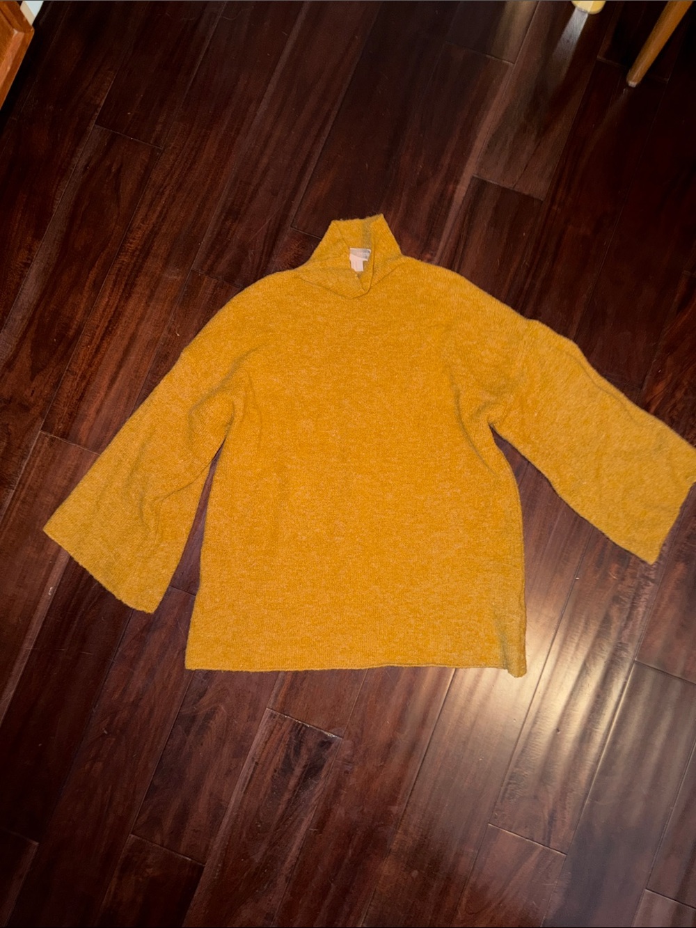 Forever 21 Wide-Sleeve Turtleneck Sweater in Mustard